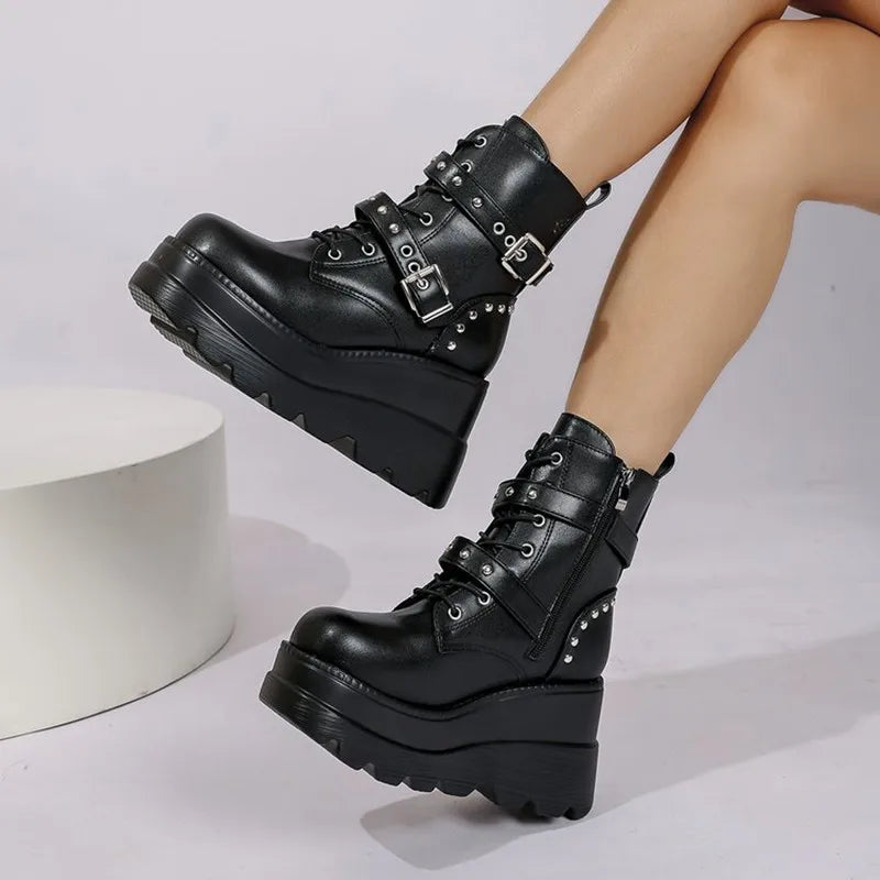 Women Leather Ankle Booties Woman 2026 New Autumn Winter Round Toe Lace Up Shoes Woman Motorcycle Platform Gothic Boots Cosplay