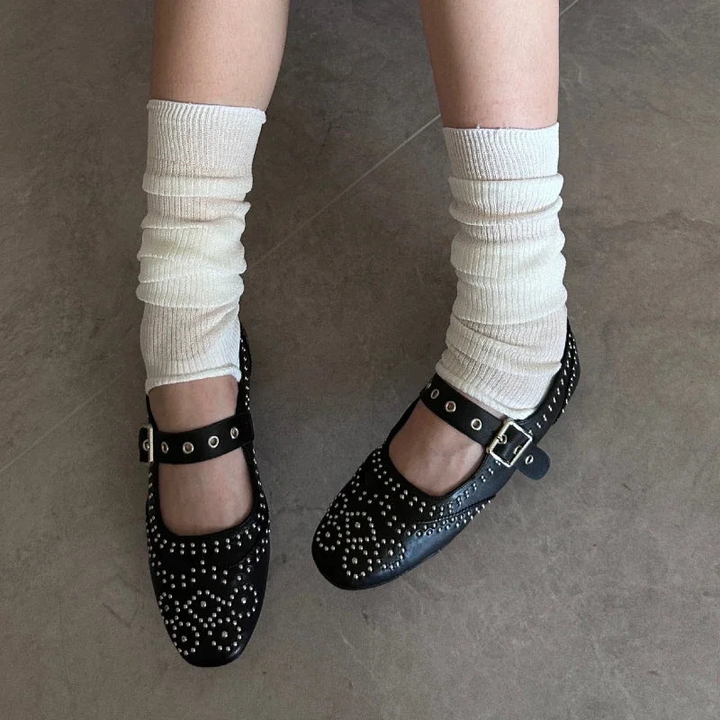 Retro Rivet Buckle Design Flats Women Round Toe Shallow Elegant Mary Jane Shoes for Ladies Fashion Brand Designer Casual Shoes