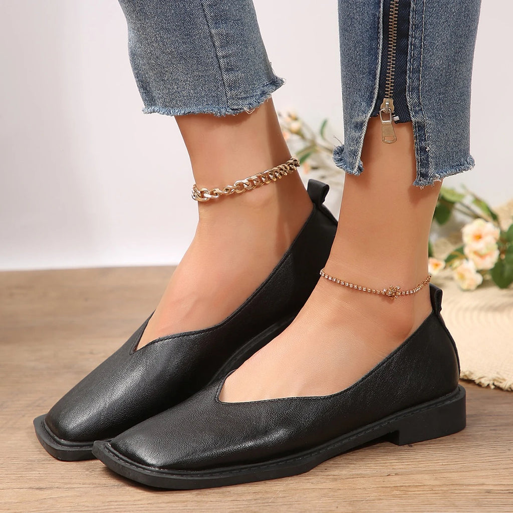 Women's Comfortable Low Heels Pumps Casual Slip-ons Shoes Fahsion Square Toe V-shaped Shallow Leather Thin Shoes Retro Loafers
