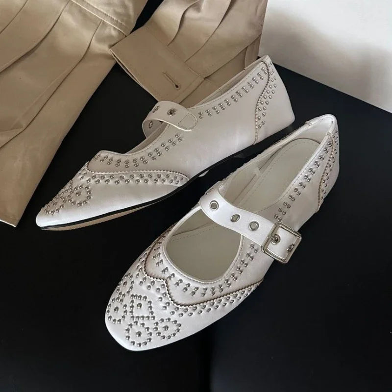 Retro Rivet Buckle Design Flats Women Round Toe Shallow Elegant Mary Jane Shoes for Ladies Fashion Brand Designer Casual Shoes