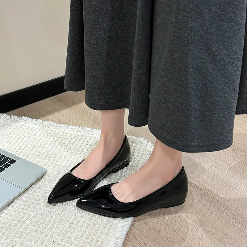 Elegant French Style Sexy Pointed Toe Flat Shoes Women's Commute Fashionable Open Toe Slip-On Shoes with 3cm Heightening Design
