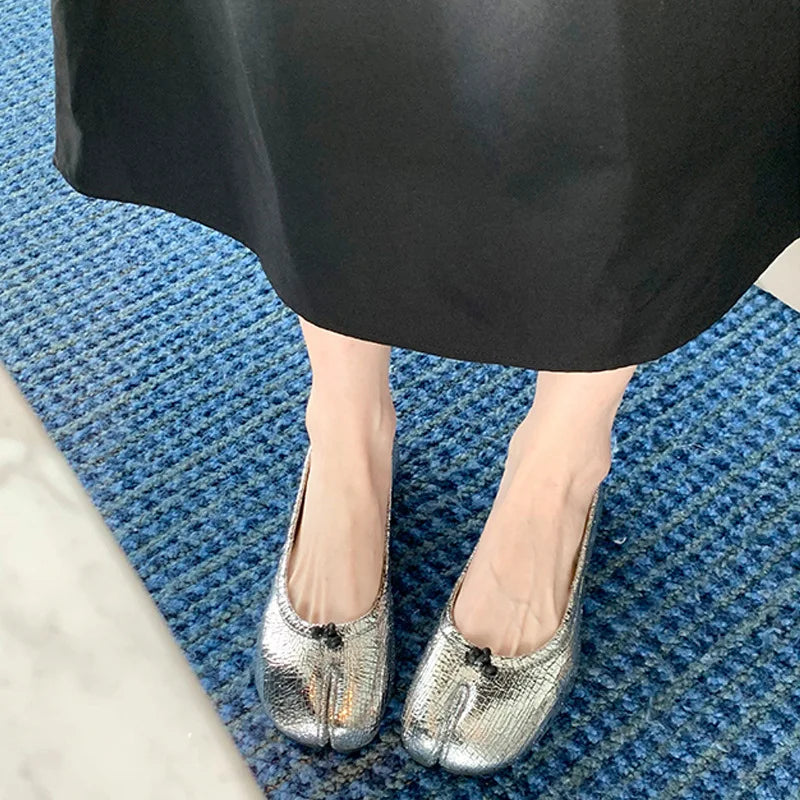 Women's Vintage Split Toe Mary Jane Flats Shoes Soft Sole Leather Loafers Shoes for Women Daily Walking Shoes Sandalias De Mujer