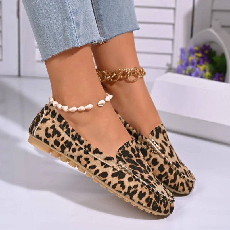 Spring Autumn New Women's Shoes Fashion Comfortable Flat Casual Outdoor Nonslip Shoes Lightweight Plus Size Ladies Singles Shoes
