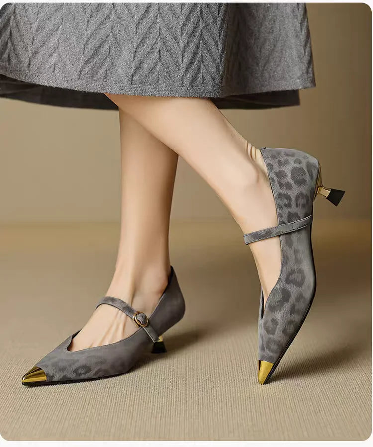 French-style Commuting Leopard Print Slimming Pointed V-cut Flats, Elegant 4.5cm Low-heel Mary Jane Shoes with A Strap