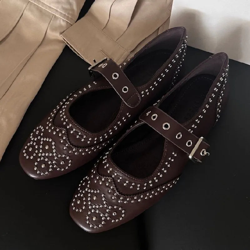 Retro Rivet Buckle Design Flats Women Round Toe Shallow Elegant Mary Jane Shoes for Ladies Fashion Brand Designer Casual Shoes