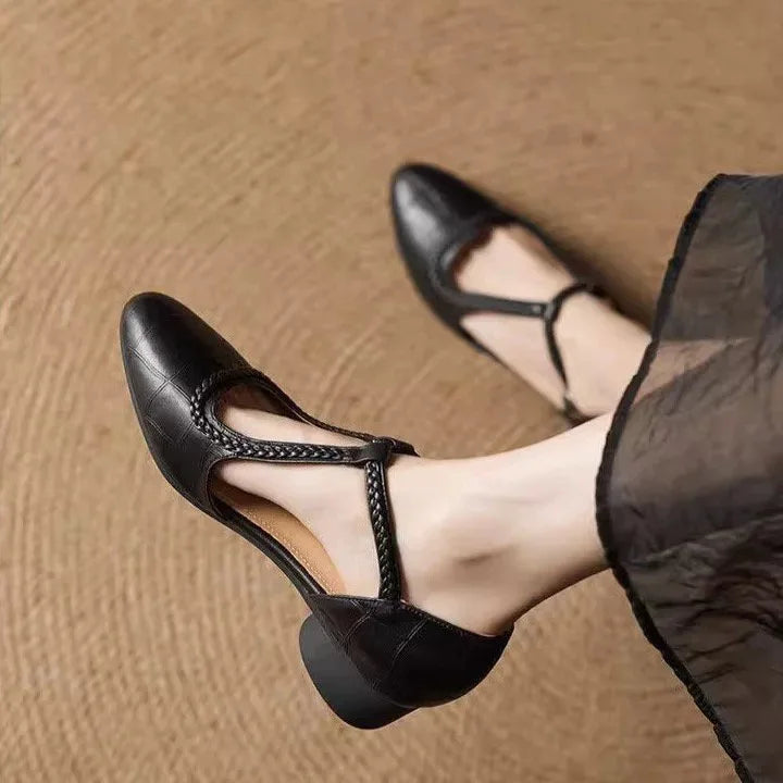 New Summer Women's Retro Hollow Out Pumps Fashion Leather Pointed Toe Chunky Heel Shoes Cover Toe/Heel Shoes Ankle Strap Sandals